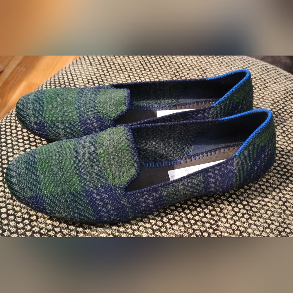 Rothys Forest Tartan Plaid Retired Print Loafers Size 8 Great Condition